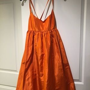 Adorable jcrew bridal dress perfect for fall!